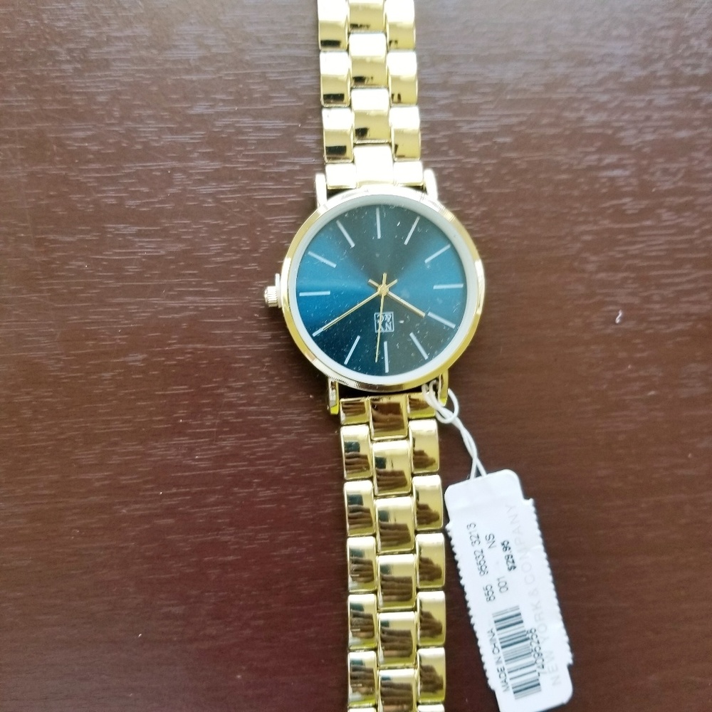 NEW YORK & CO. | Gold Watch